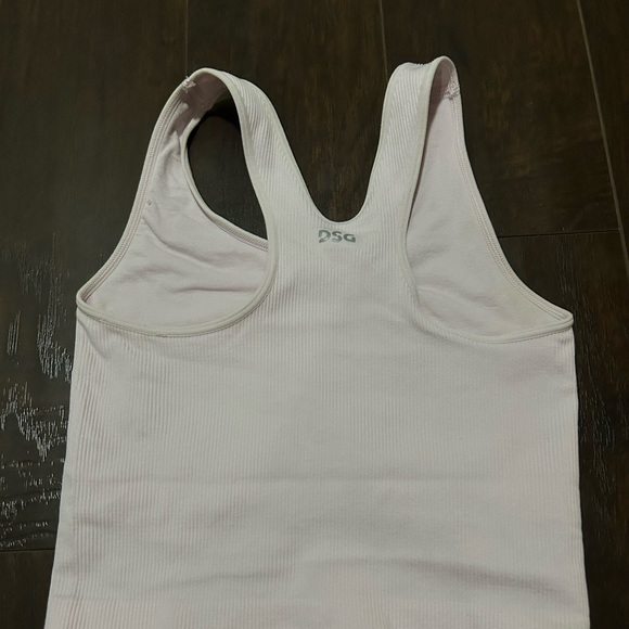 to small - Picture 2 of 3